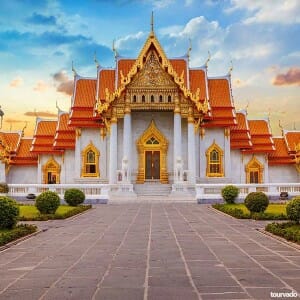 Bangkok Half Day City & Temples Tour