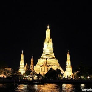 Grand Pearl Dinner Cruise in Bangkok