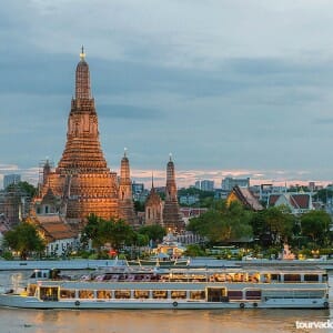 Grand Pearl Dinner Cruise in Bangkok