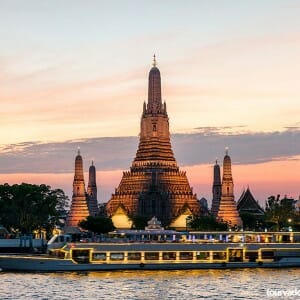 Grand Pearl Dinner Cruise in Bangkok