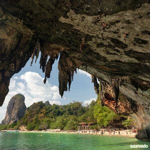 4 Islands Tour by Longtail Boat from Krabi