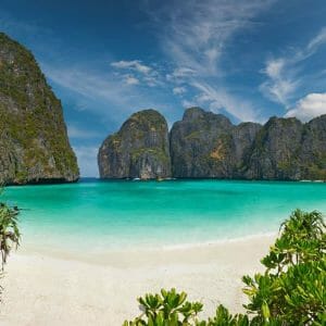 Phi Phi Islands Tour by Speedboat from Phuket
