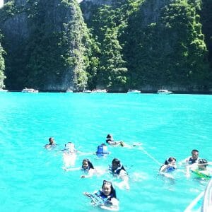 Phuket Premium Phi Phi Islands Tour by Speedboat