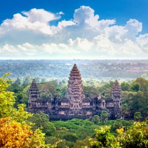 Early Bird Ta Prohm Tour with Angkor Wat