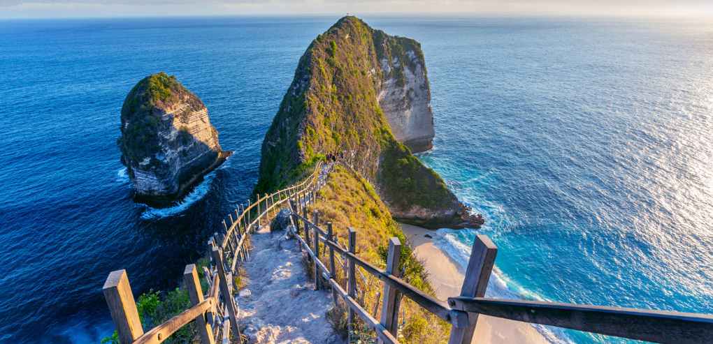 Encounter with Giants My Unforgettable Freedive with the Mola Mola in Nusa Penida