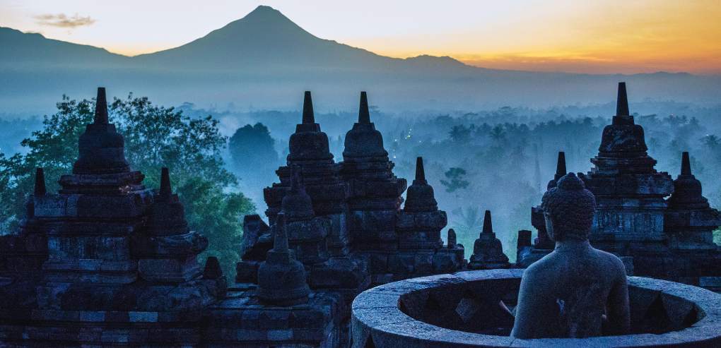 Jewels of the Orient - UNESCO World Heritage Towns in Southeast Asia